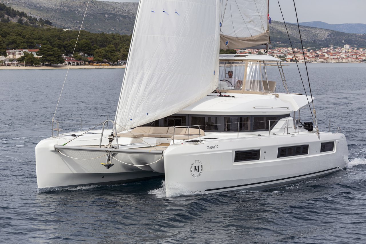 Photo #6 - Lagoon 50 - 6 + 2 cab. (Sunshine) en Trogir - 36516