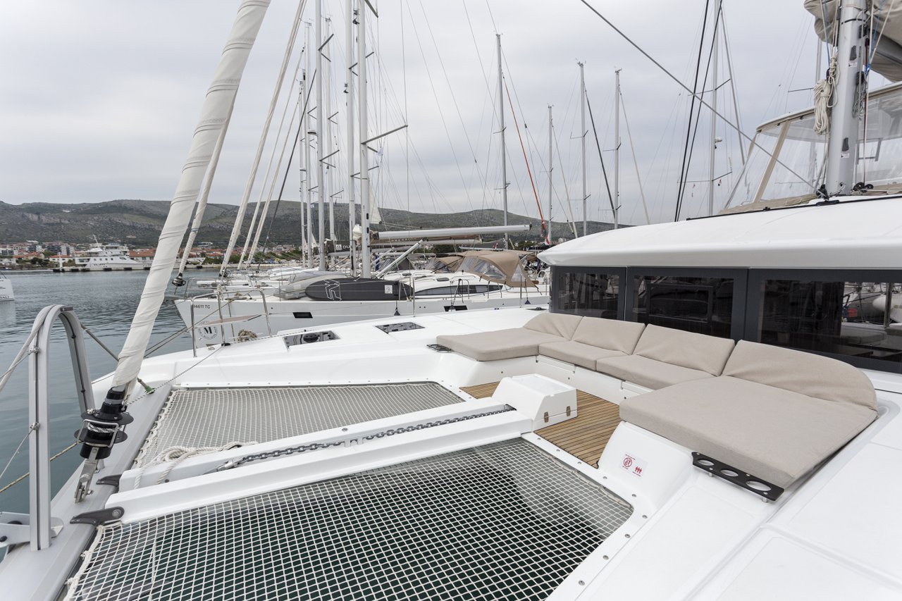 Photo #9 - Lagoon 50 - 6 + 2 cab. (Sunshine) en Trogir - 36516