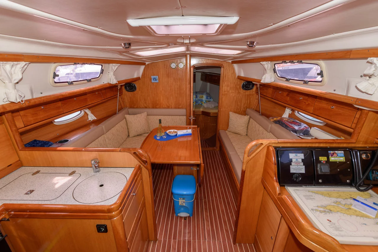 Bavaria 33 Cruiser (Dišpet)  - 5