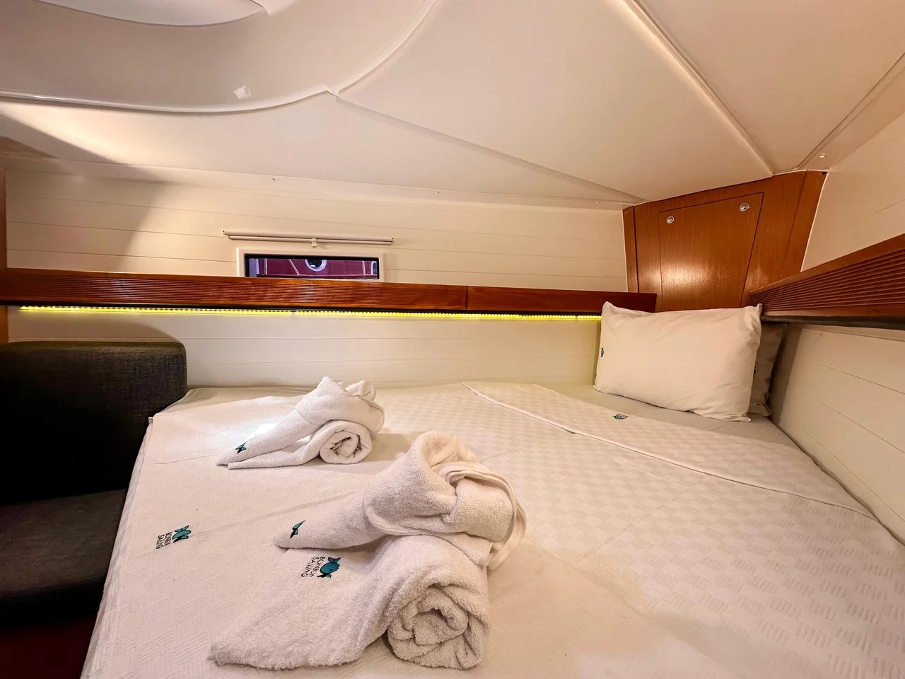 Bavaria Cruiser 40 (Spark 1)  - 17