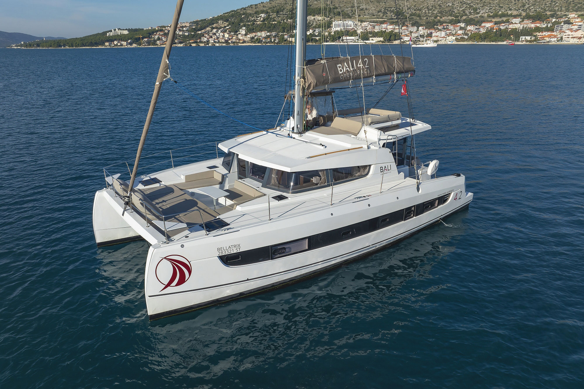 Photo #1 - Bali 4.2 - 4 + 1 cab. (Bellatrix) en Trogir - 36544