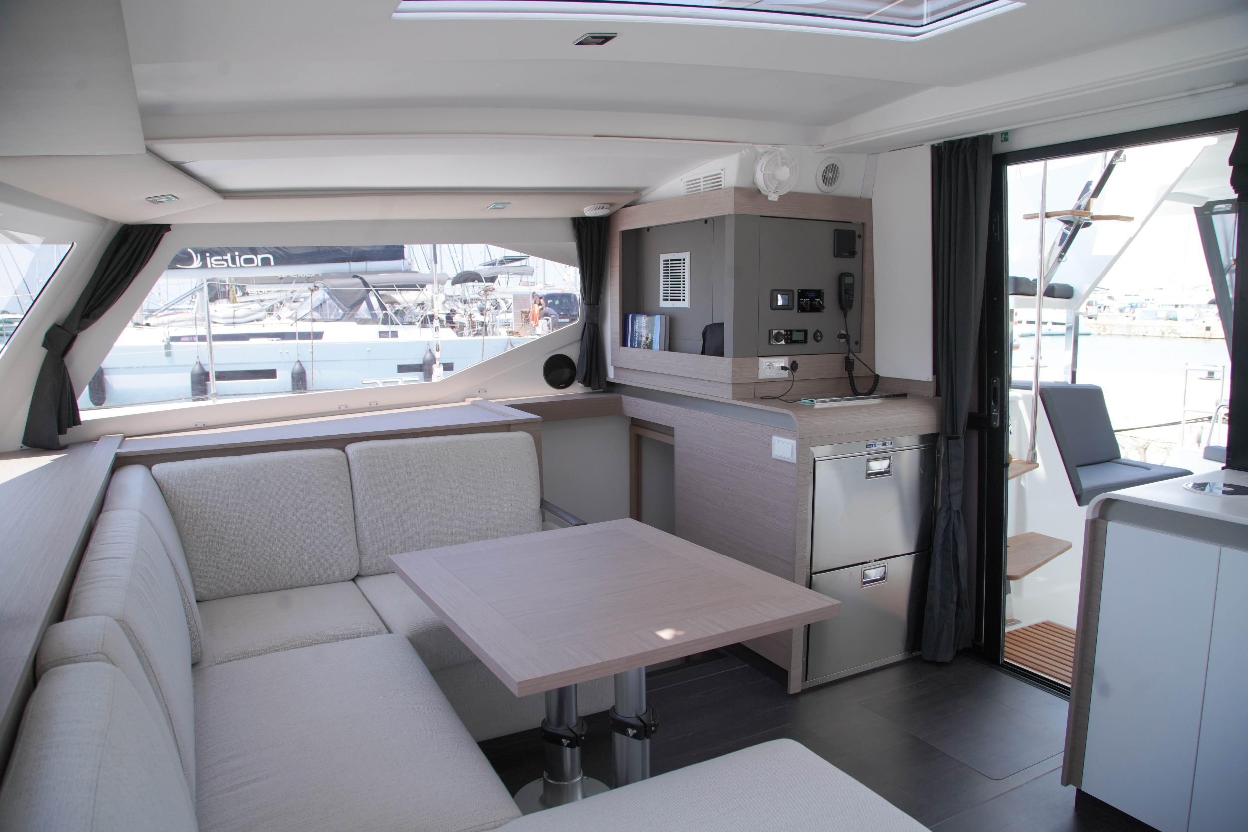 Photo #11 - Fountaine Pajot Isla 40 - Quatuor (Anasa) in Kavala - 36549