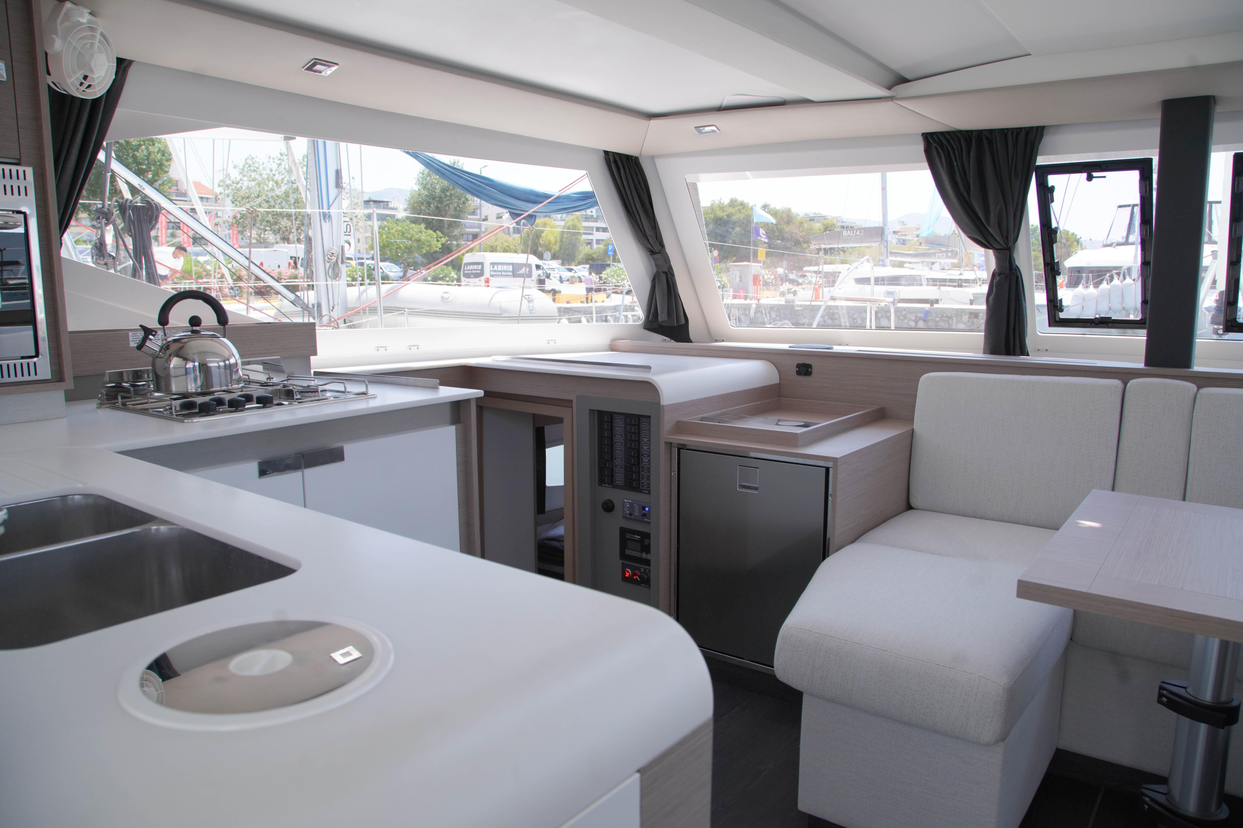 Photo #12 - Fountaine Pajot Isla 40 - Quatuor (Anasa) in Kavala - 36549