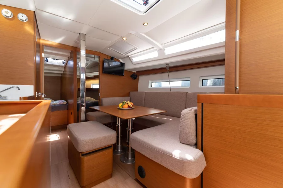 Sun Odyssey 440 (Free elli)  - 8