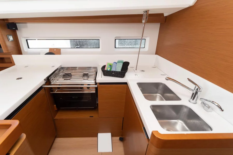 Sun Odyssey 440 (Free elli)  - 12