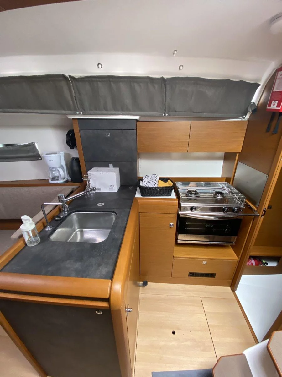 Sun Odyssey 349 (Gemelli)  - 4