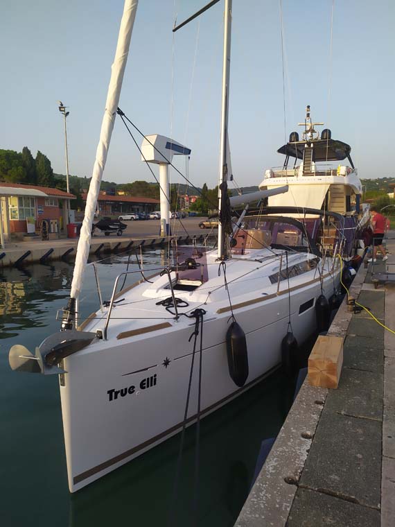 Photo #4 - Sun Odyssey 349 (True elli) in Trogir - 36553