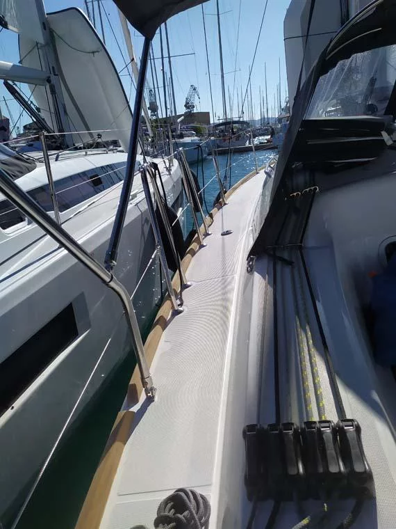 Sun Odyssey 349 (True elli)  - 6