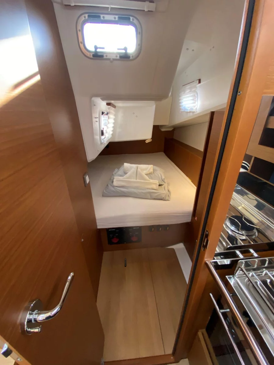 Sun Odyssey 380 (4 elli)  - 15