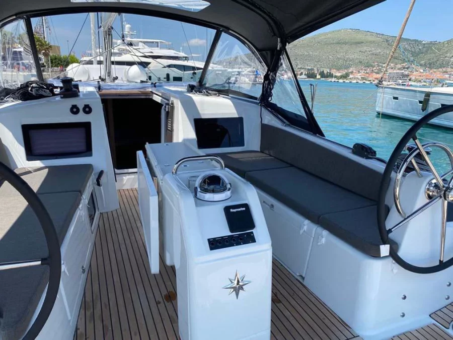 Sun Odyssey 410 - 3 cab. (Marelli)  - 4