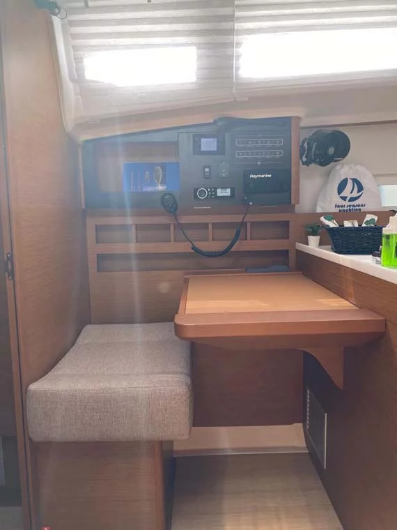 Sun Odyssey 410 - 3 cab. (Marelli)  - 7