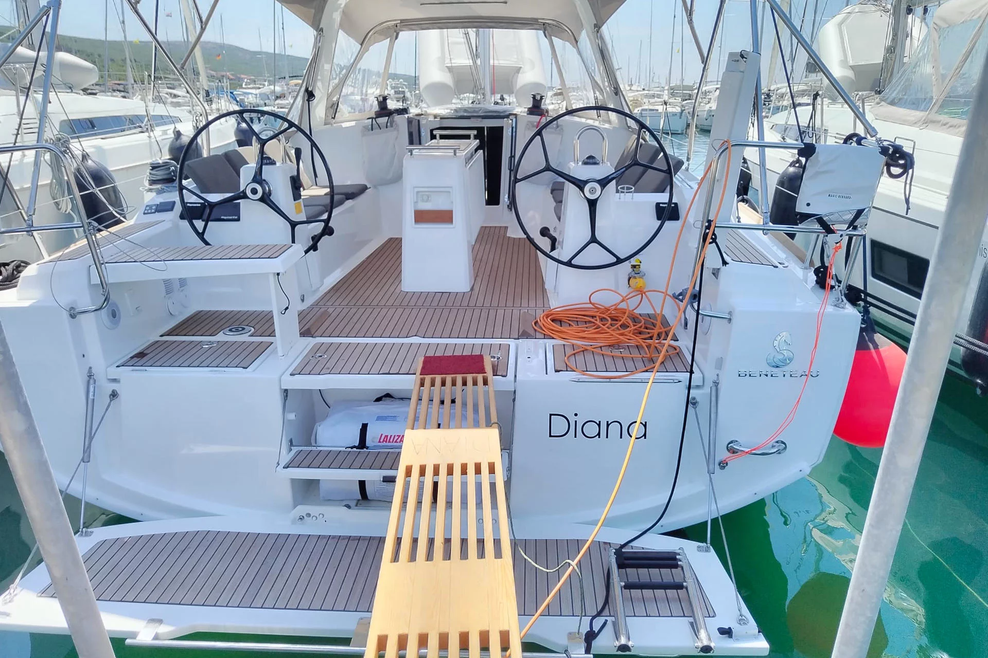 Oceanis 38.1 (Diana)  - 4
