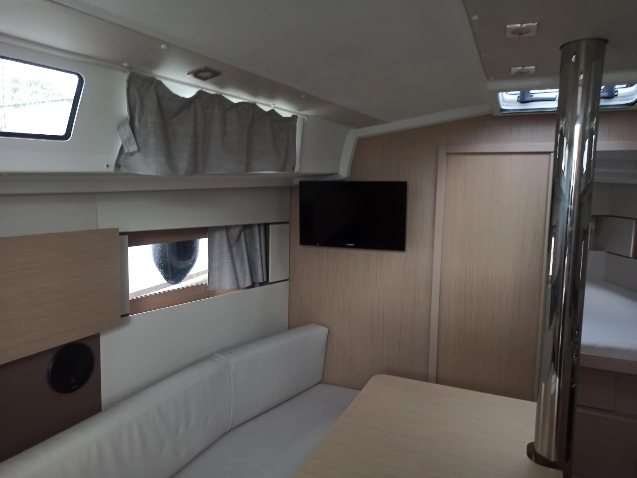 Oceanis 38.1 - 2 cab. (Tamara)  - 14