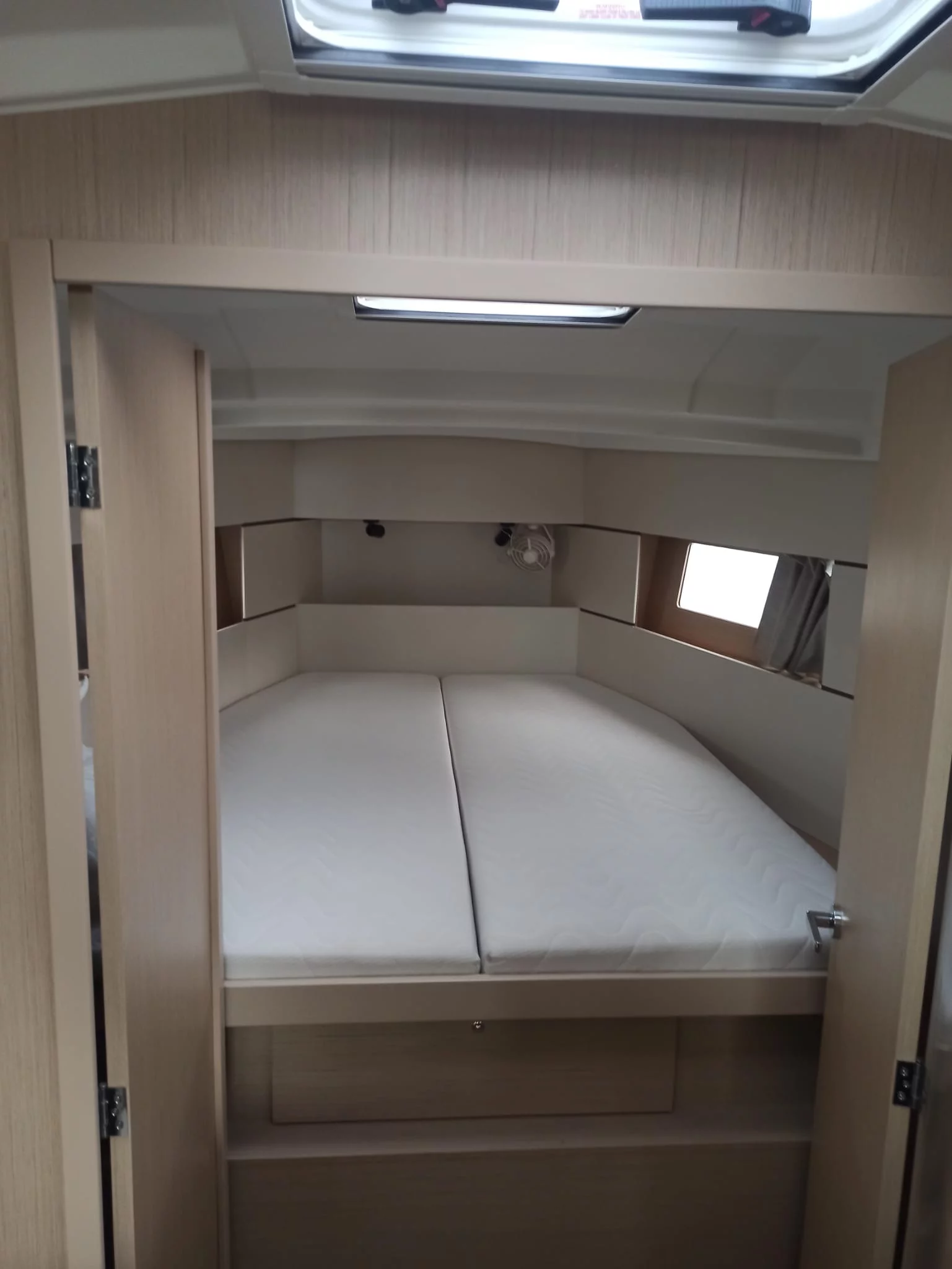 Oceanis 38.1 - 2 cab. (Tamara)  - 18