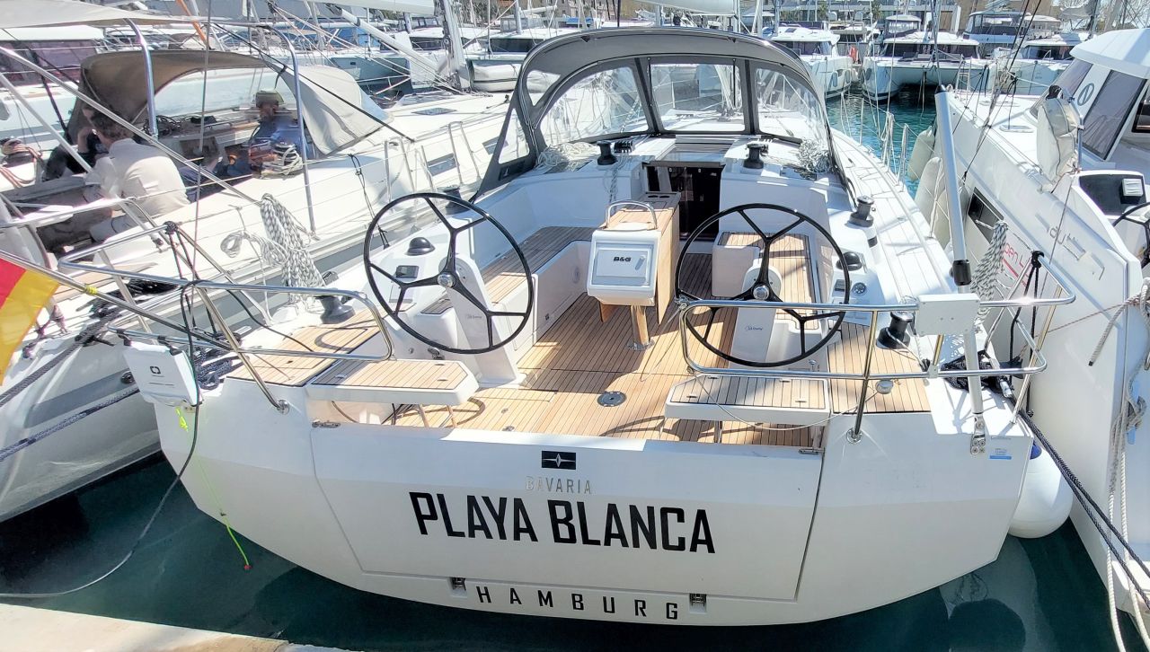 Photo #1 - Bavaria C42 (Playa Blanca) in Palma - 36572