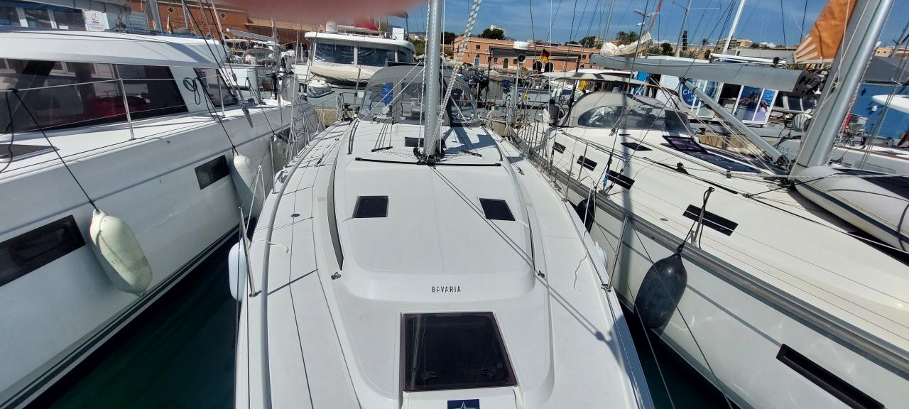 Photo #3 - Bavaria C42 (Playa Blanca) in Palma - 36572