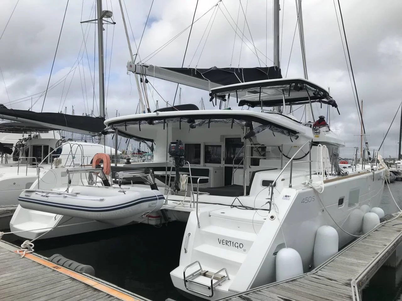 Lagoon 450 S - 4 + 2 cab. (Vertigo)  - 0