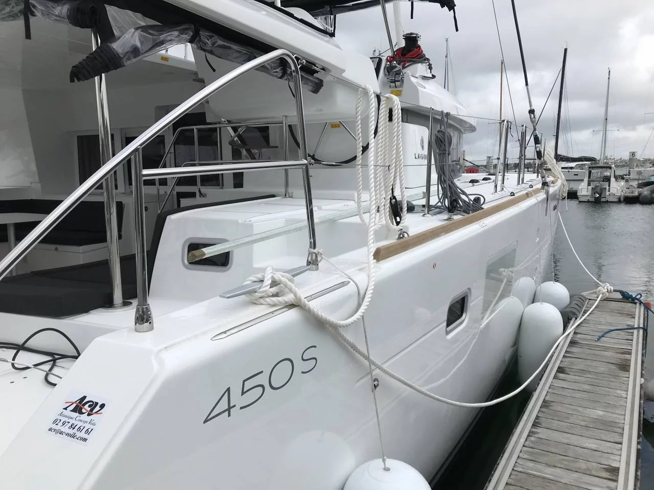 Lagoon 450 S - 4 + 2 cab. (Vertigo)  - 2