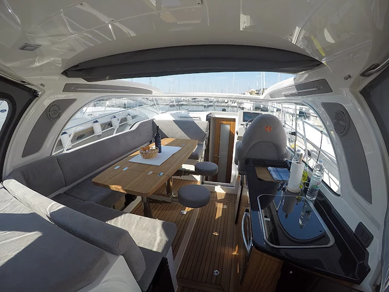Marex 320 ACC (Morski konjic)  - 5