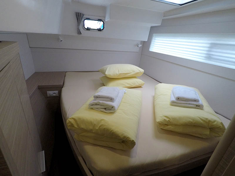 Lagoon 40 - 4 + 2 cab — photo 15