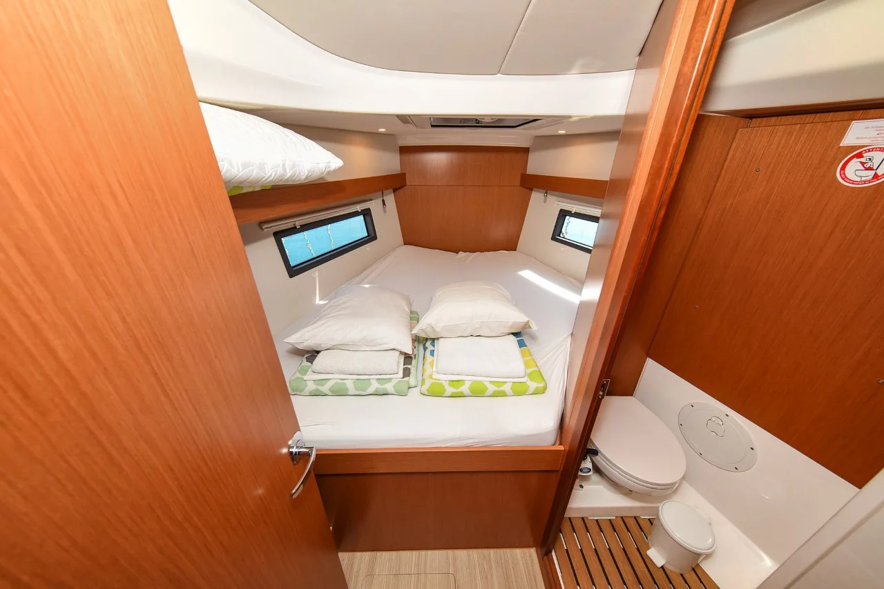 Bavaria C38 (Sea Cloud)  - 26