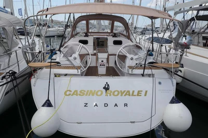 Elan Impression 45 (Casino Royale)  - 2