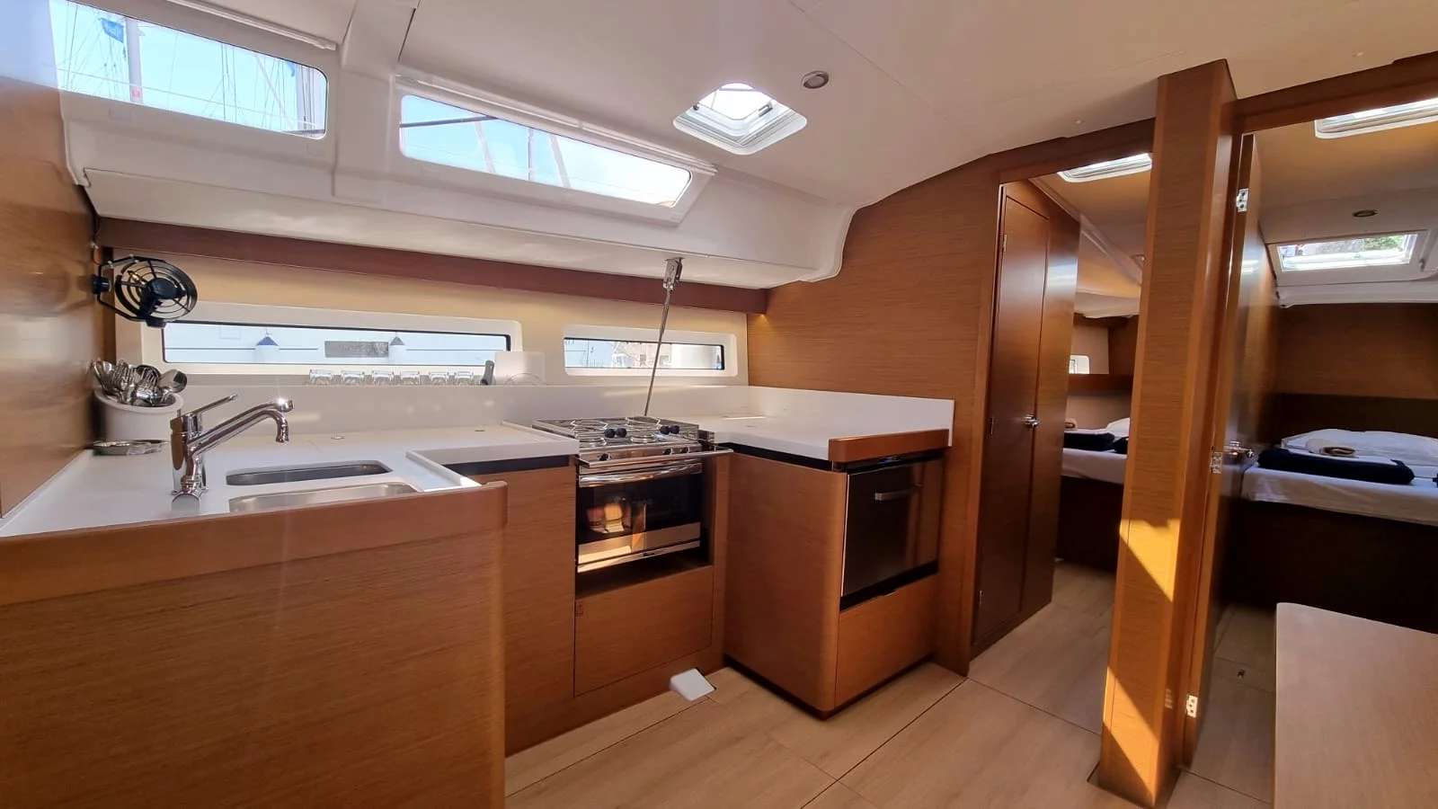 Sun Odyssey 490 - 5 + 1 cab. (Izzy)  - 30