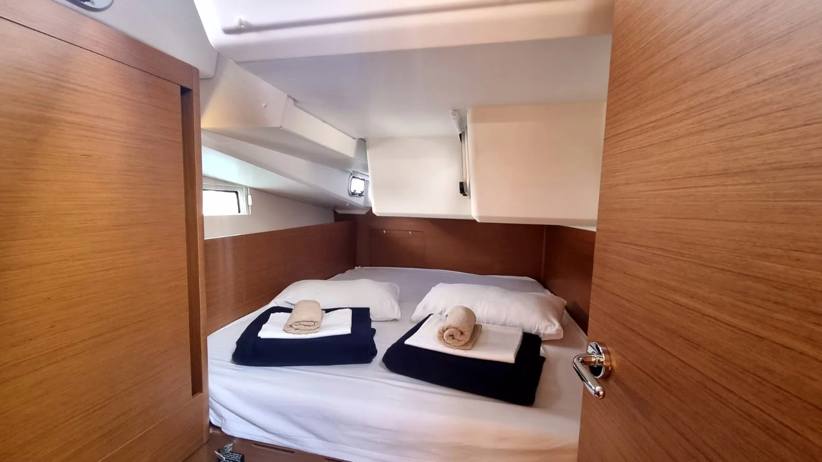 Sun Odyssey 490 - 5 + 1 cab. (Izzy)  - 40