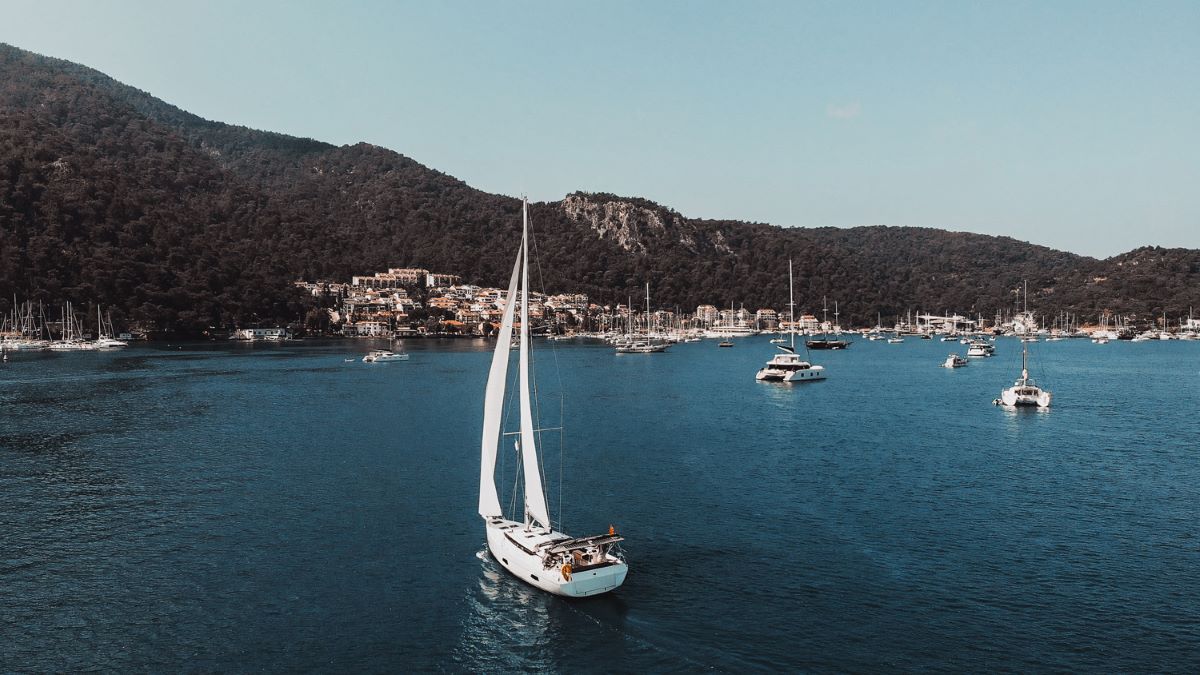 Photo #7 - Bavaria C45 Style - 3 cab. (Santa Cruz) en Fethiye - 36631