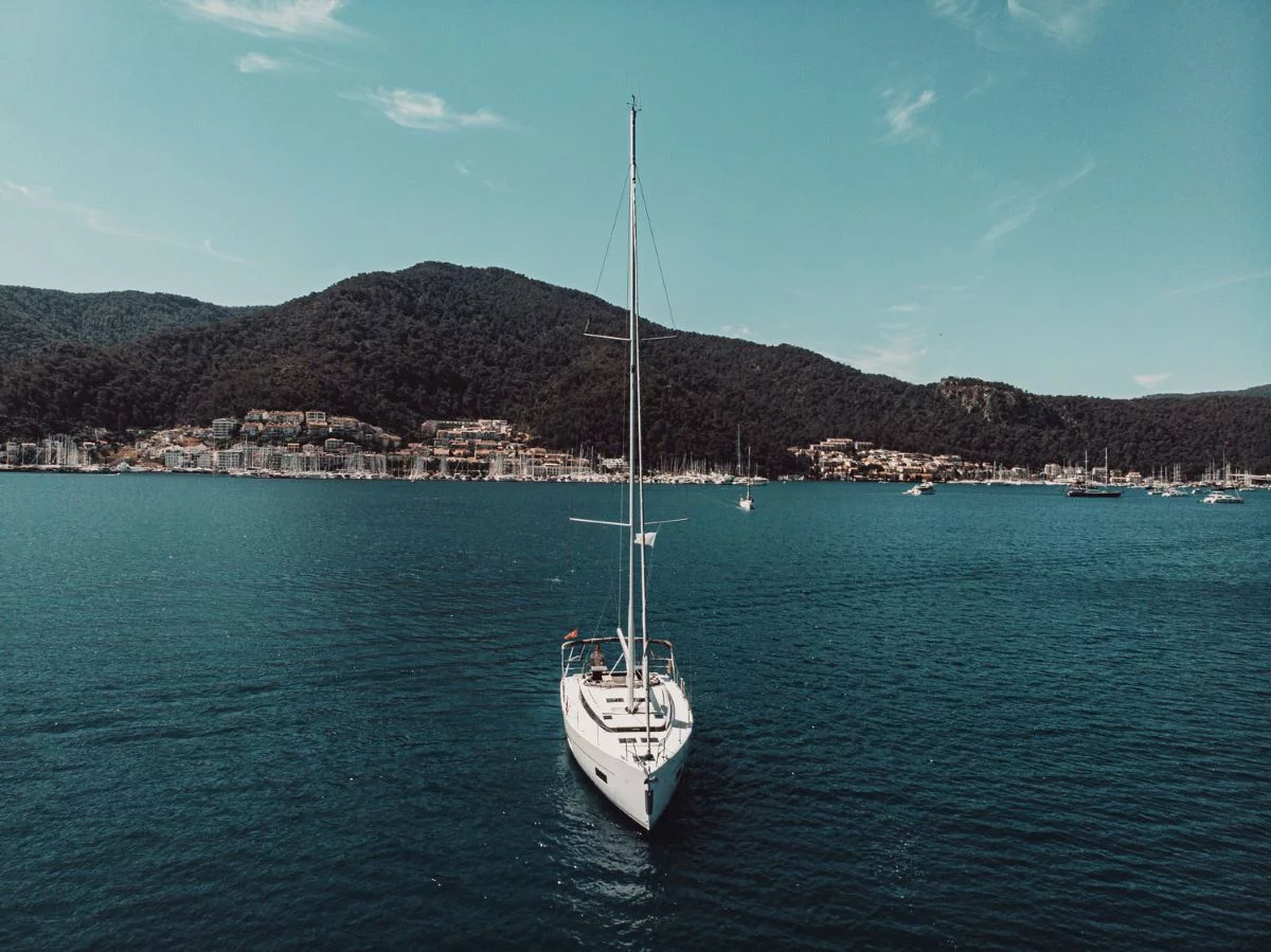 Bavaria C45 Style - 3 cab. (Santa Cruz)  - 9