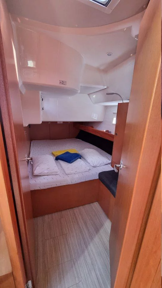 Bavaria Cruiser 46 - 4 cab. (Spring Dolphin)  - 12