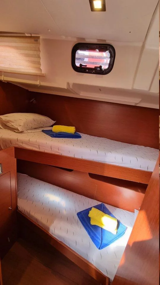 Oceanis 51.1 - 5 + 1 cab. (South Point)  - 21