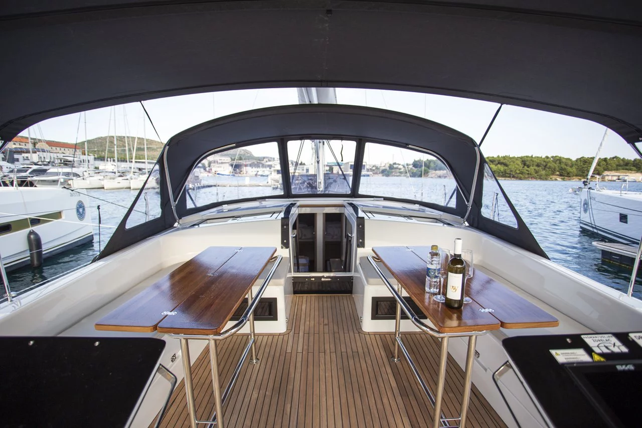Hanse 460 (White Pearl)  - 9