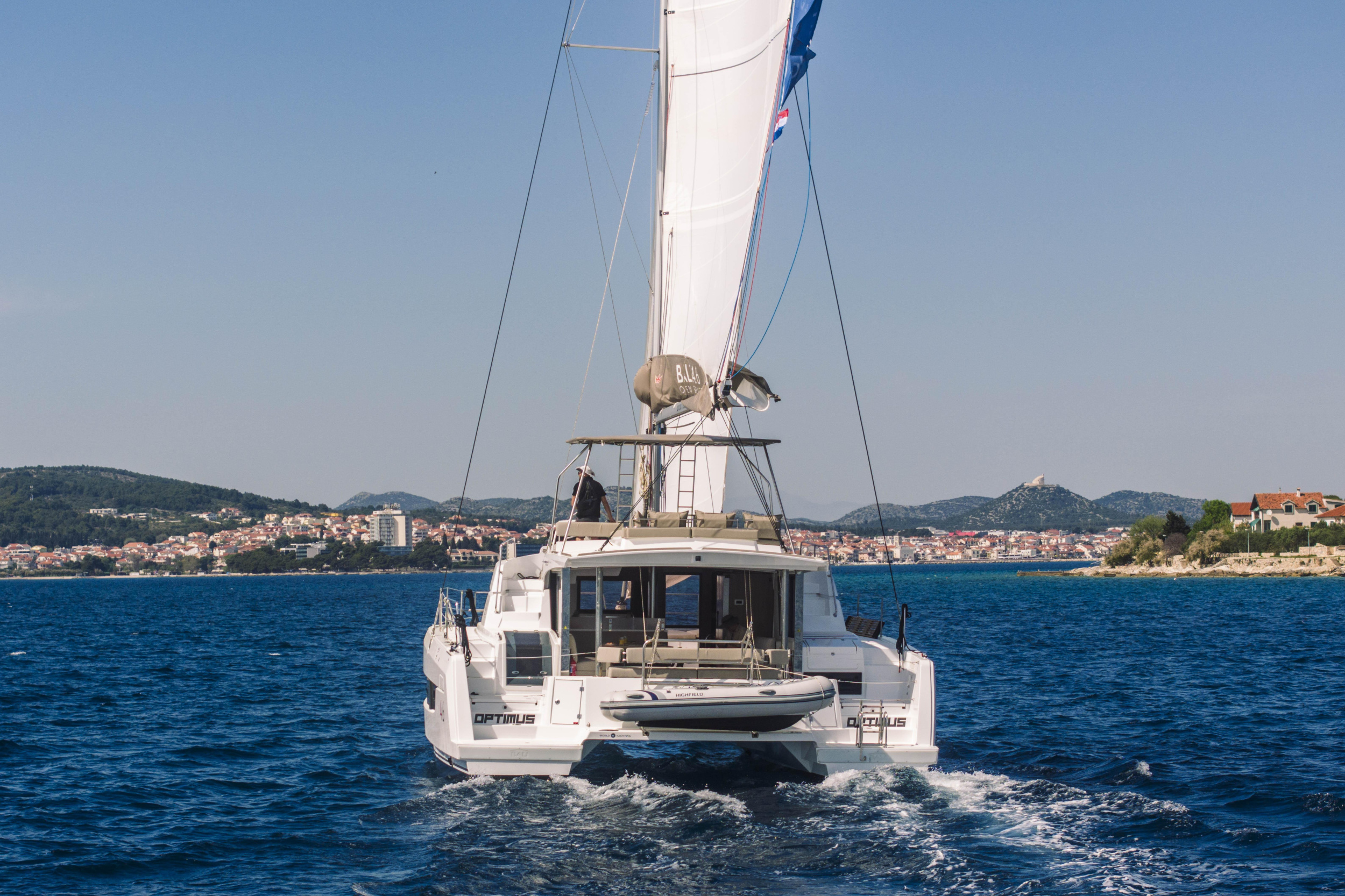 Photo #5 - Bali 4.6 - 5 + 2 cab. (Optimus) en Sibenik - 36649