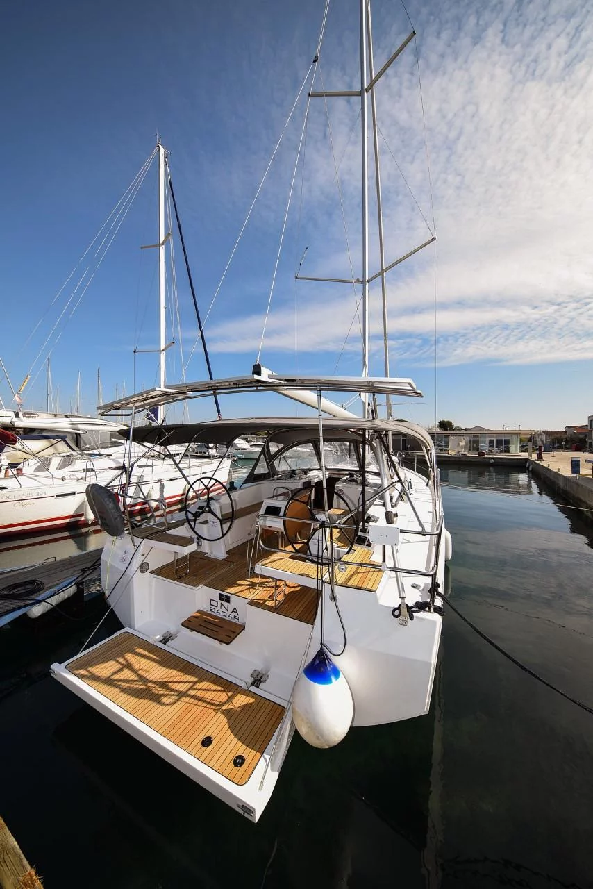 Bavaria C42 (Dna)  - 2