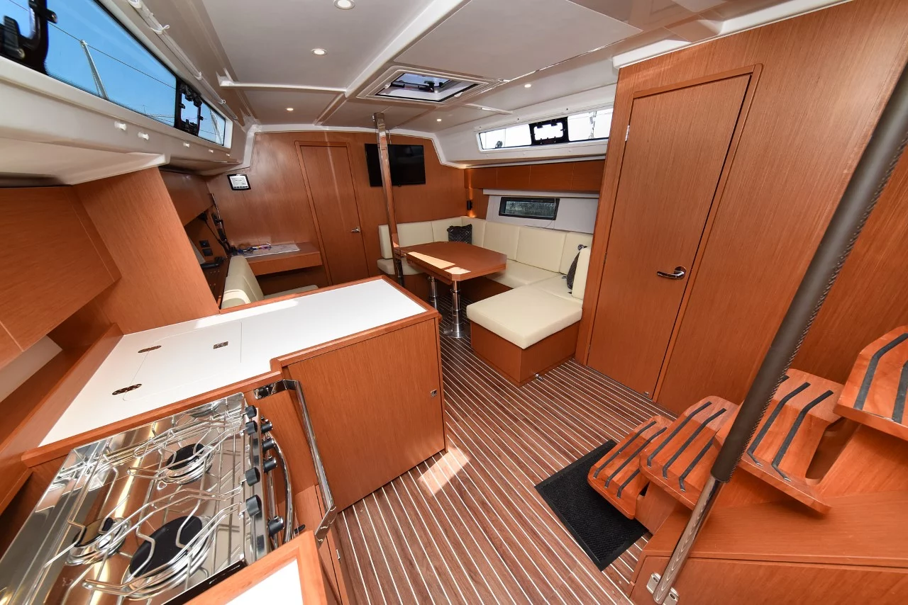 Bavaria C42 (Dna)  - 28