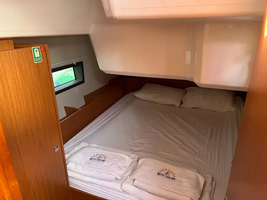 Bavaria C42 (Atlanta)  - 5