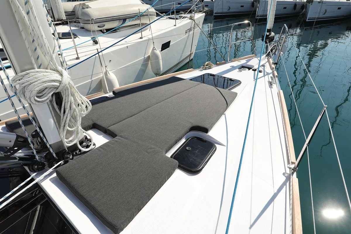 Elan Impression 40.1 (Sv. Nikola)  - 2