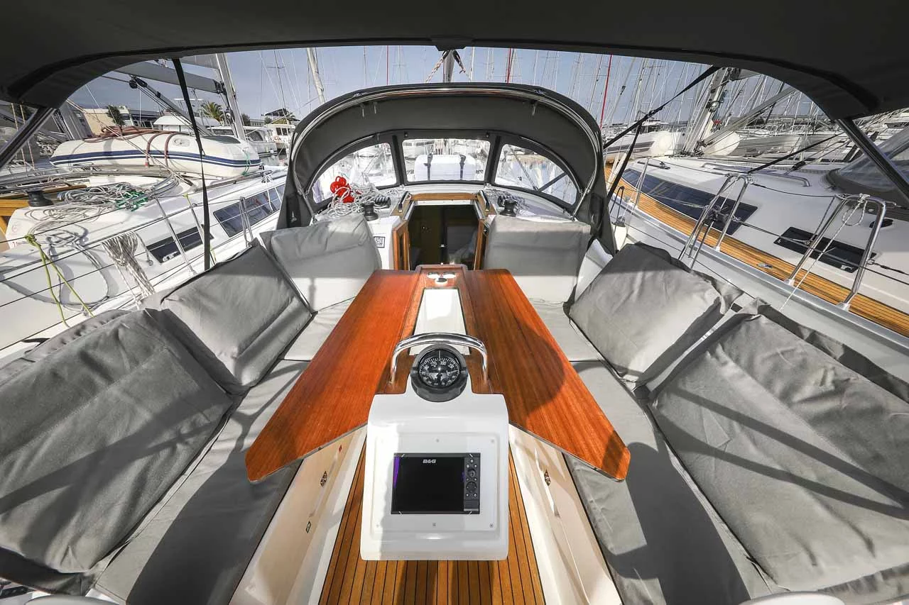 Bavaria Cruiser 34 - 2 cab. (Funky 4ever)  - 8