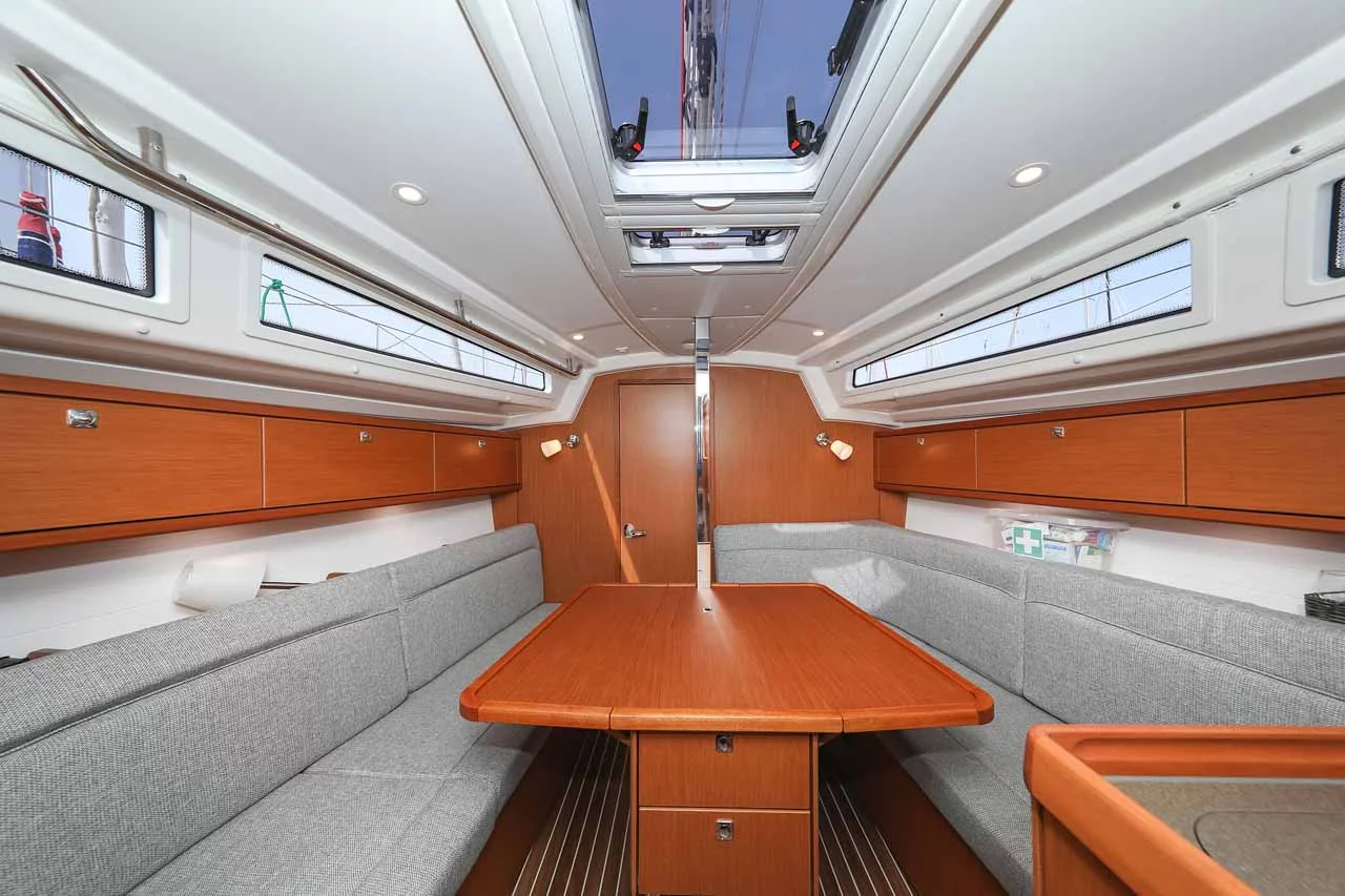 Bavaria Cruiser 34 - 2 cab. (Funky 4ever)  - 11
