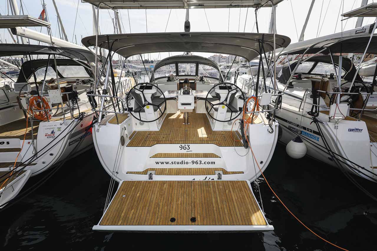 Photo #1 - Bavaria Cruiser 46 Style - 4 cab. (Studio 963) in Biograd - 36681