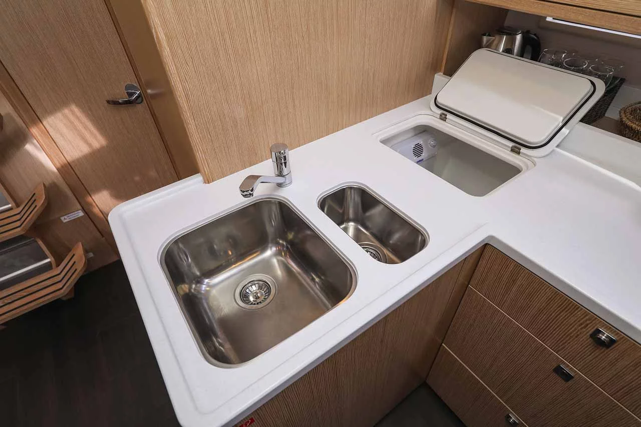 Bavaria Cruiser 46 Style - 4 cab. (Studio 963)  - 17
