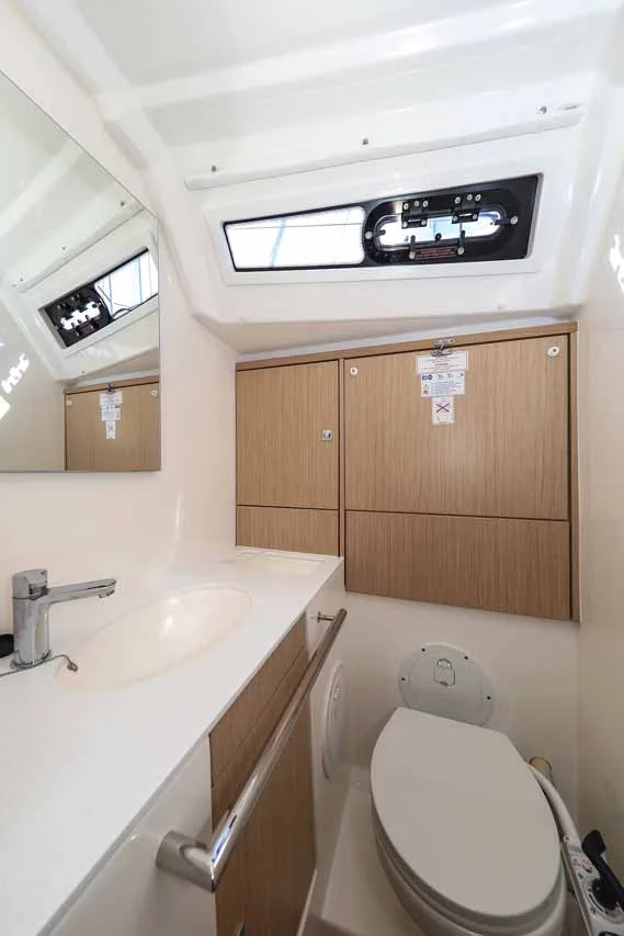 Bavaria Cruiser 46 Style - 4 cab. (Studio 963)  - 25