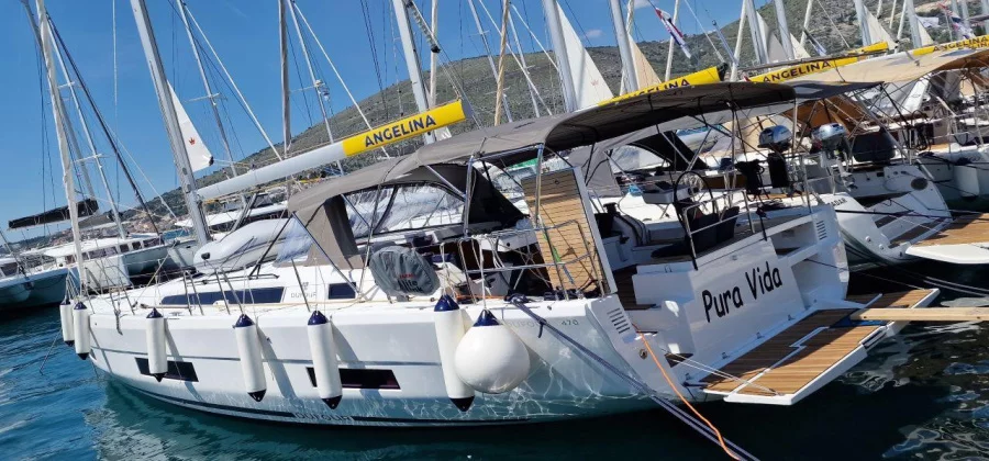 Dufour 470 - 5 cab. (Pura Vida)  - 2