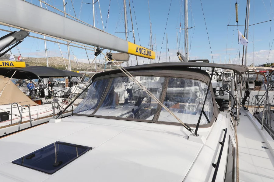 Dufour 470 - 5 cab. (Pura Vida)  - 10