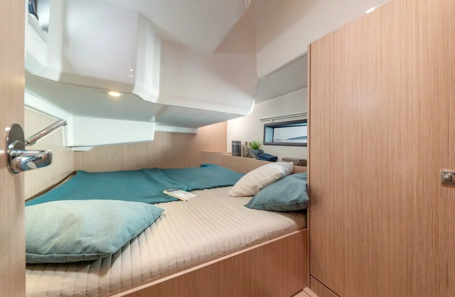 Bavaria C42 (Bella)  - 7