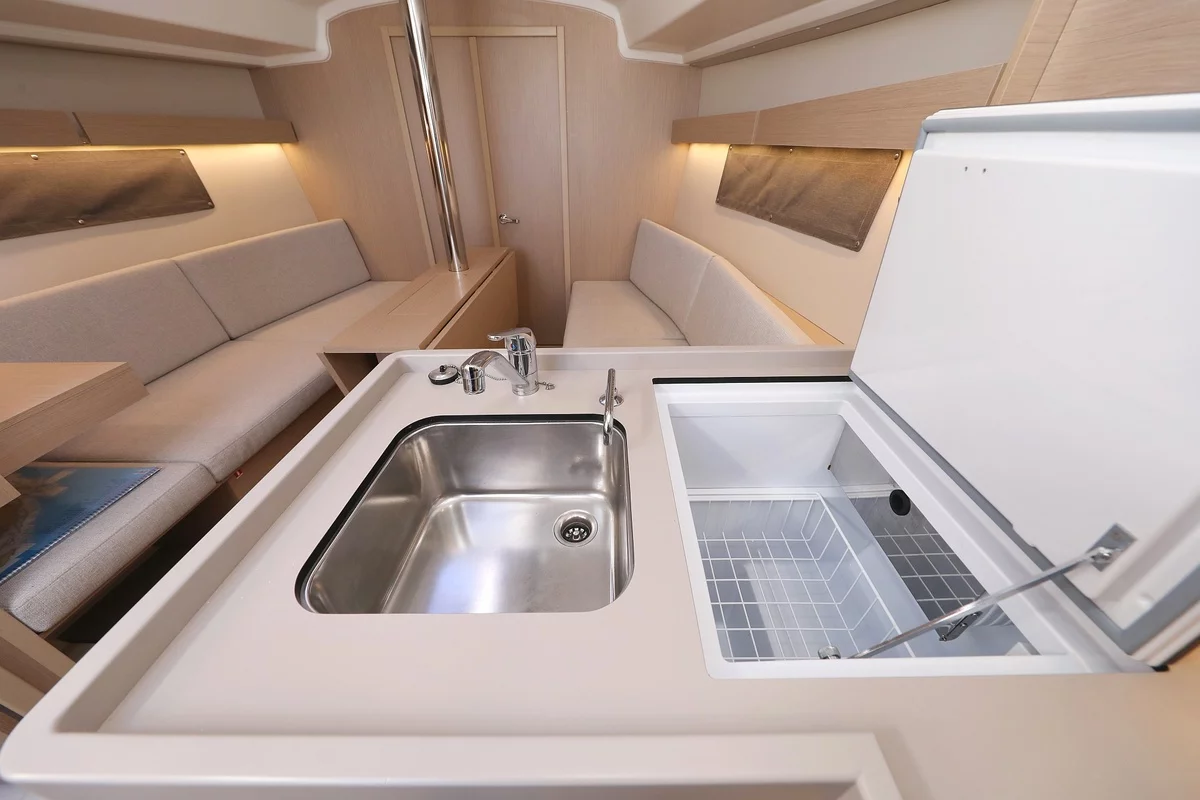 Oceanis 34.1 - 3 cab. (Rooster)  - 13