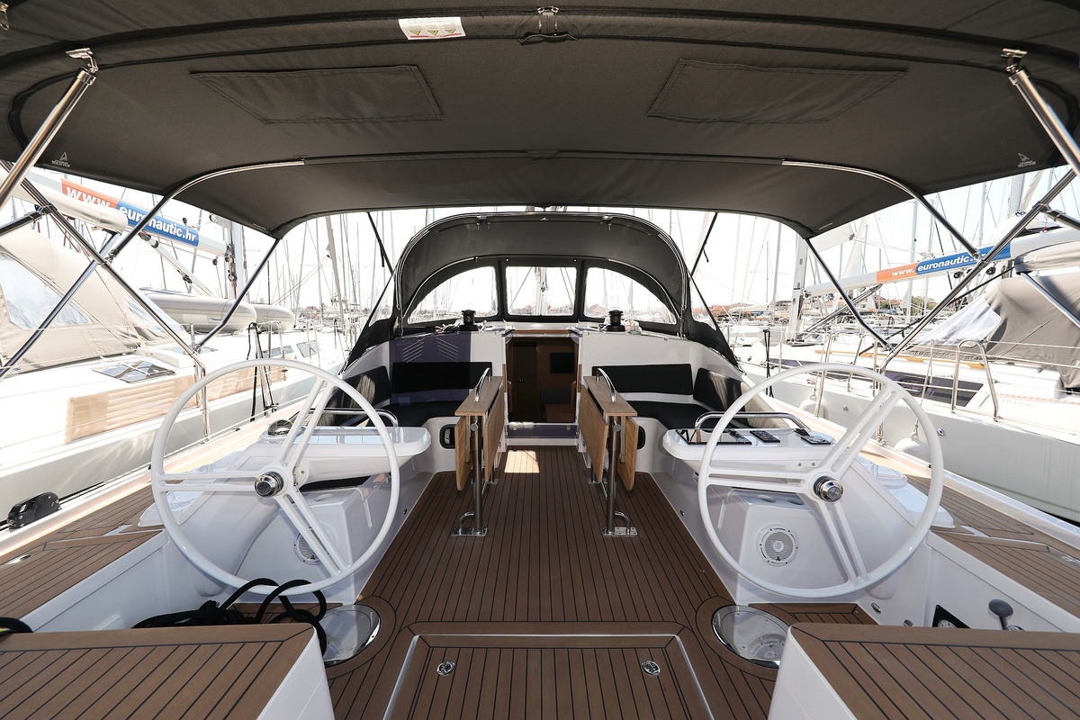 Photo #8 - Elan Impression 45 - 4 cab. (Bava) en Biograd - 36717