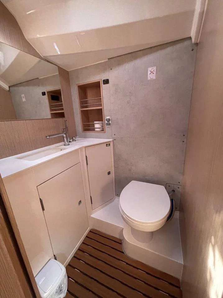 Bavaria C42 (Lolim)  - 6