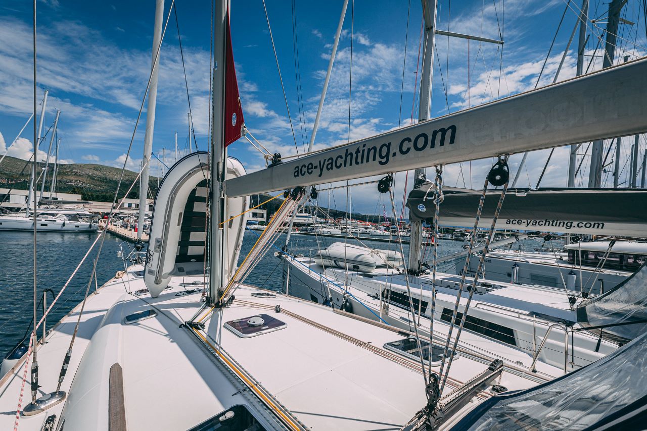 Photo #4 - Sun Odyssey 49i (Ana B.) in Trogir - 36733